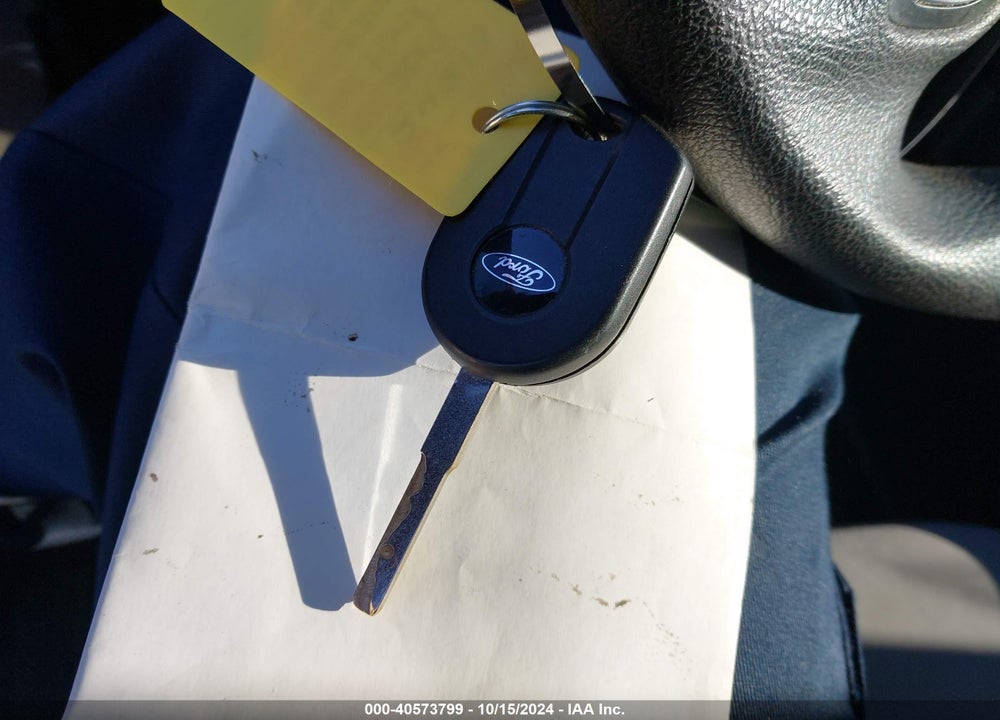 2019 FORD ESCAPE S VIN: 1FMCU0F78KUC19656