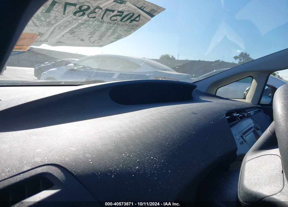 2013 TOYOTA PRIUS TWO VIN: JTDKN3DU0D1648494