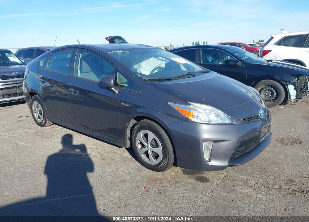 2013 TOYOTA PRIUS TWO VIN: JTDKN3DU0D1648494