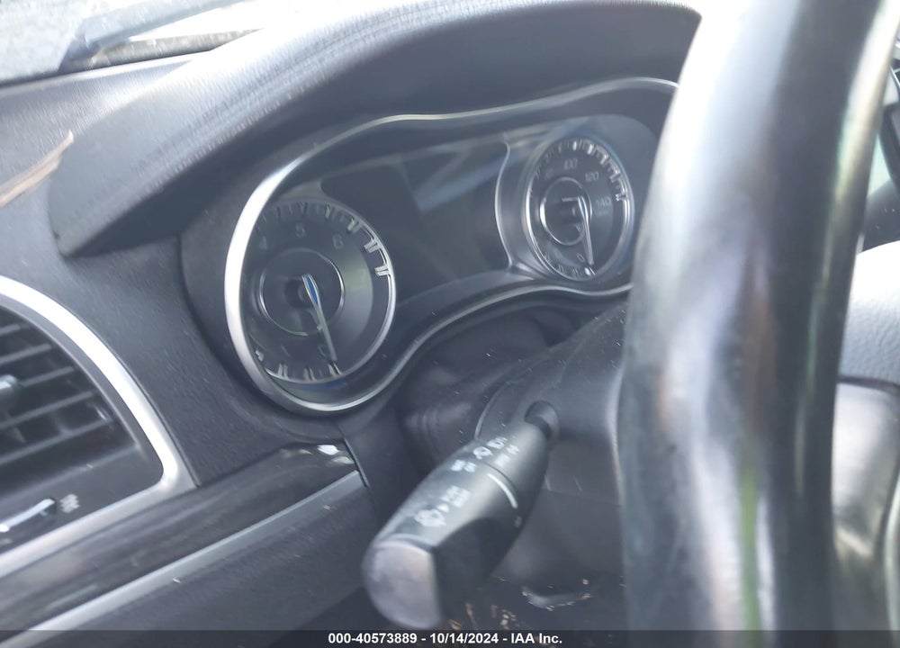 2019 CHRYSLER 300 TOURING VIN: 2C3CCAAG3KH612251