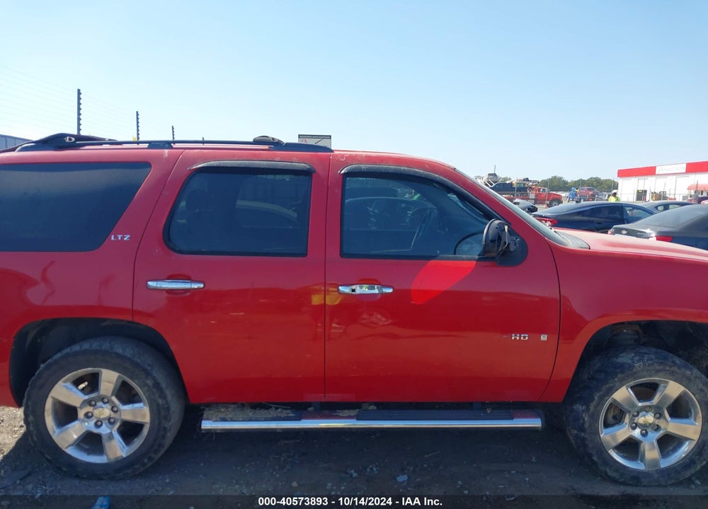 2008 CHEVROLET TAHOE VIN: 1GNFK13018J174436