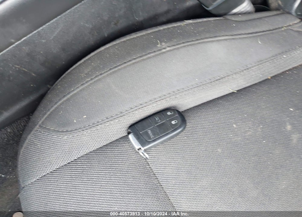2015 DODGE CHALLENGER SXT VIN: 2C3CDZAG6FH842738