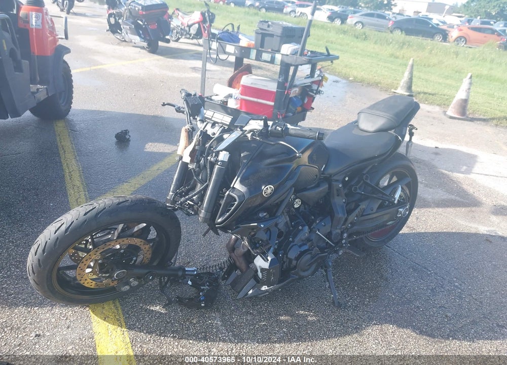 2022 YAMAHA MT07 VIN: JYARM32E0NA005394
