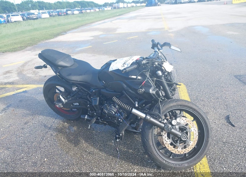 2022 YAMAHA MT07 VIN: JYARM32E0NA005394
