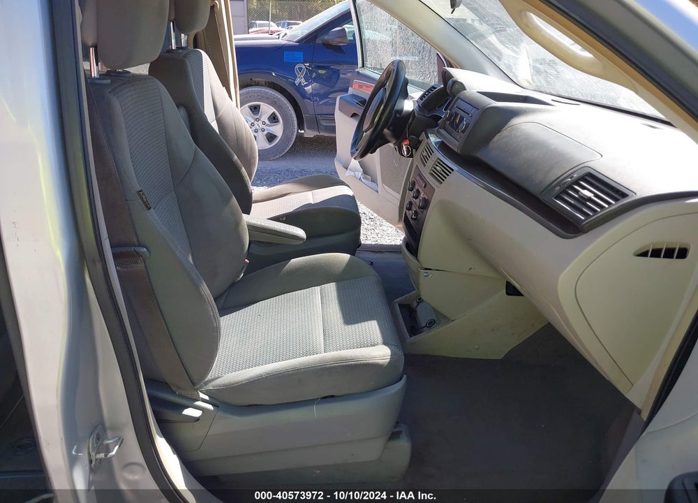2012 VOLKSWAGEN ROUTAN S VIN: 2C4RVAAGUCR120548