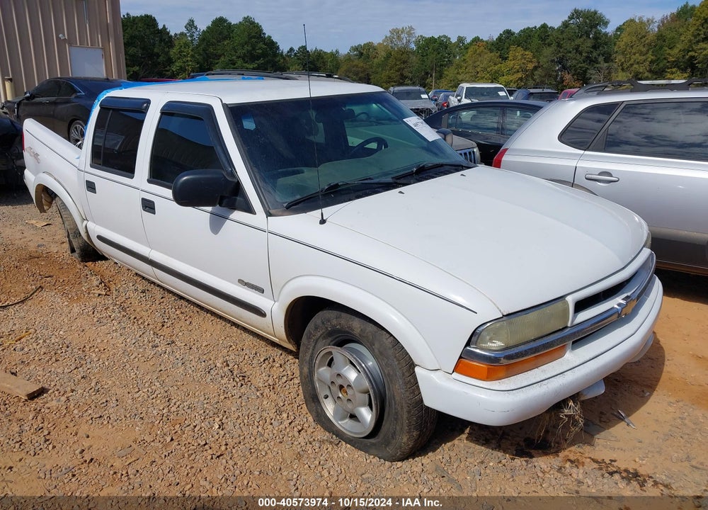 2003 CHEVROLET S-10 LS VIN: 1GCDT13X33K141161