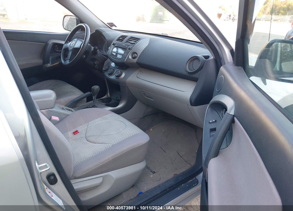 2008 TOYOTA RAV4 VIN: JTMBD33V686076966