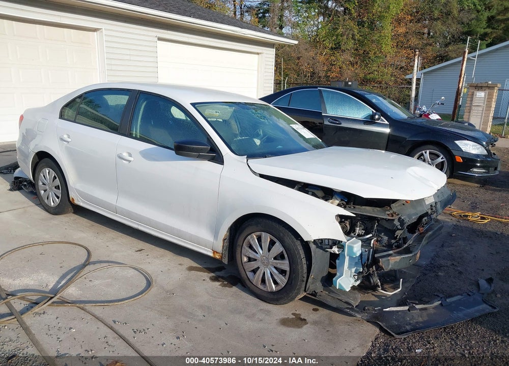 2011 VOLKSWAGEN JETTA 2.0L S VIN: 3VW2K7AJXBM390704
