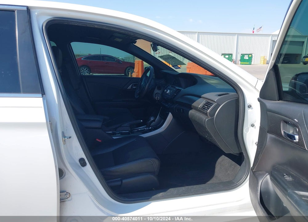 2016 HONDA ACCORD SPORT VIN: 1HGCR2F58GA033657