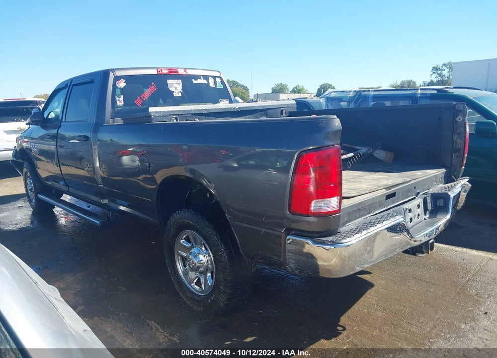 2018 RAM 2500 TRADESMAN 4X4 8' BOX VIN: 3C6UR5HJ3JG357257