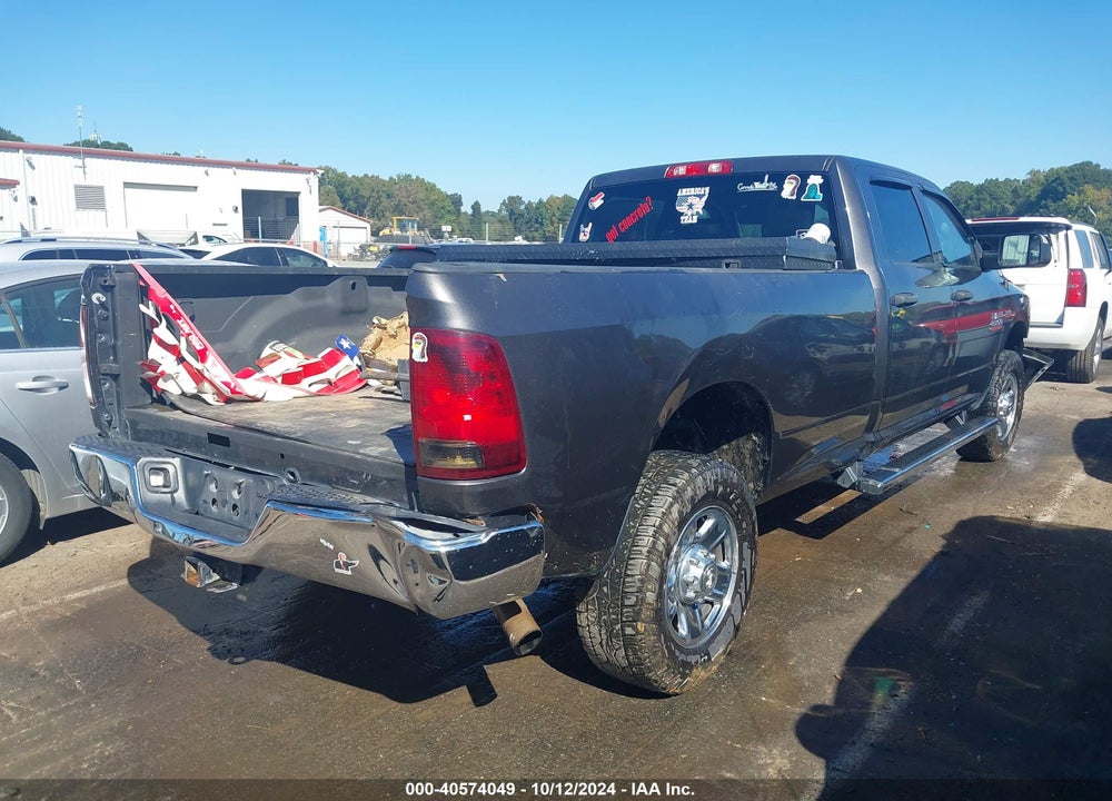 2018 RAM 2500 TRADESMAN 4X4 8' BOX VIN: 3C6UR5HJ3JG357257