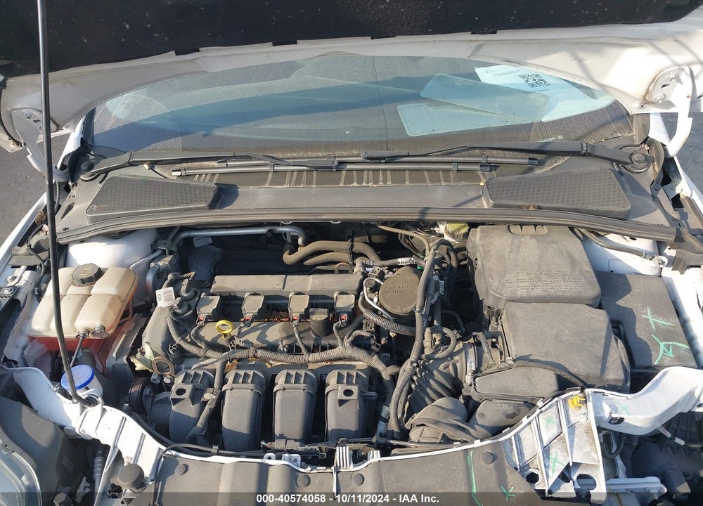 2014 FORD FOCUS TITANIUM VIN: 1FADP3N25EL452837