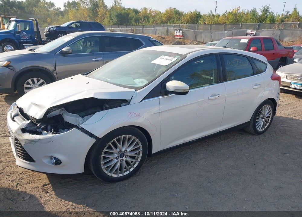 2014 FORD FOCUS TITANIUM VIN: 1FADP3N25EL452837