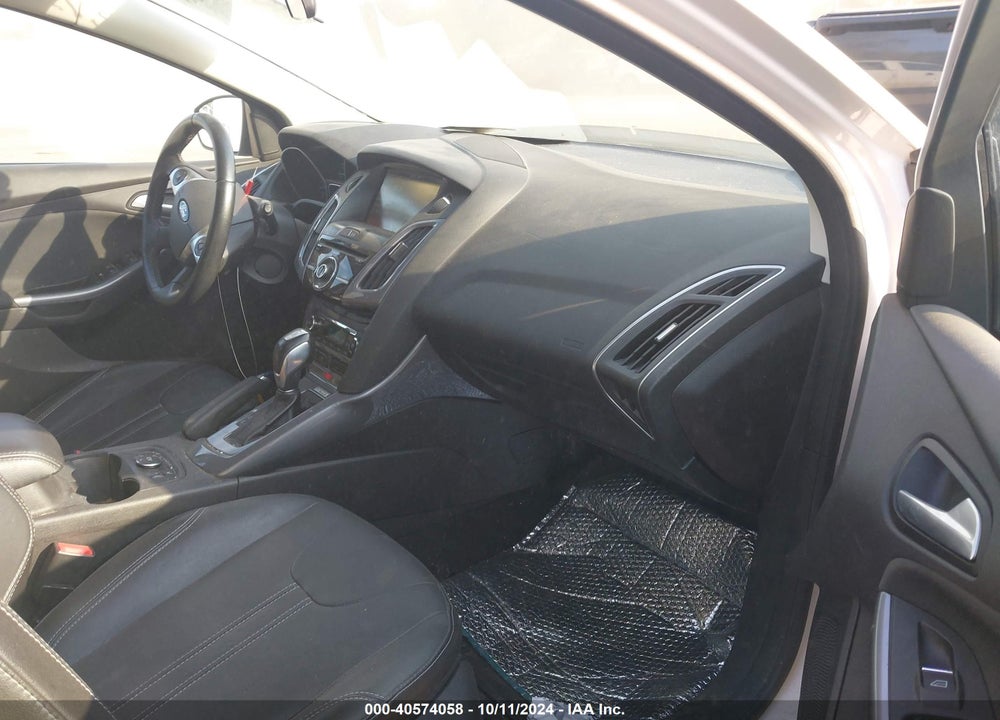 2014 FORD FOCUS TITANIUM VIN: 1FADP3N25EL452837