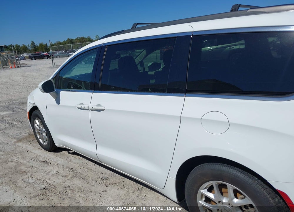 2022 CHRYSLER PACIFICA TOURING L VIN: 2C4RC1BG9NR229496