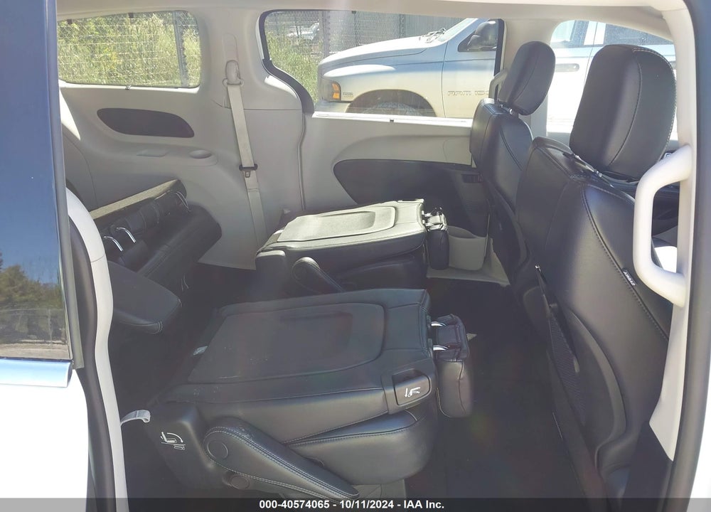 2022 CHRYSLER PACIFICA TOURING L VIN: 2C4RC1BG9NR229496