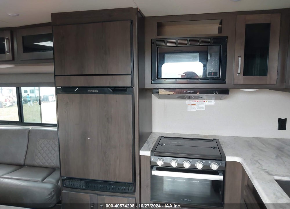 2022 GRAND DESIGN OTHER VIN: 573TT3225NDD05171