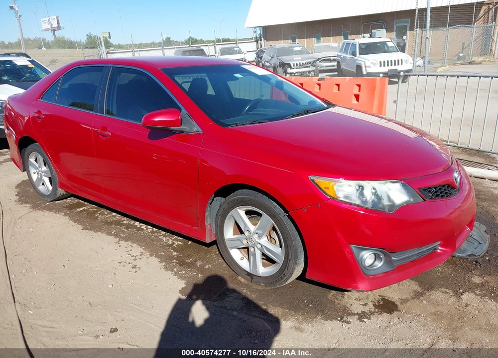 2013 TOYOTA CAMRY SE VIN: 4T1BF1FK3DU682940