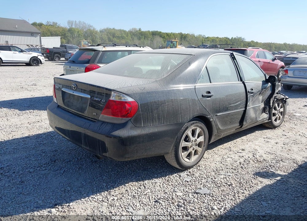 2005 TOYOTA CAMRY XLE V6 VIN: 4T1BF30K75U084694