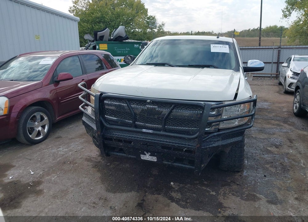 2013 CHEVROLET SILVERADO 1500 LT VIN: 3GCPKSE76DG308141