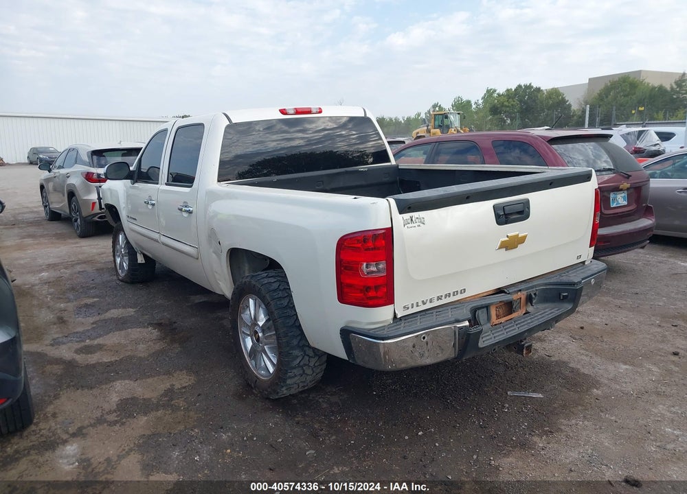 2013 CHEVROLET SILVERADO 1500 LT VIN: 3GCPKSE76DG308141