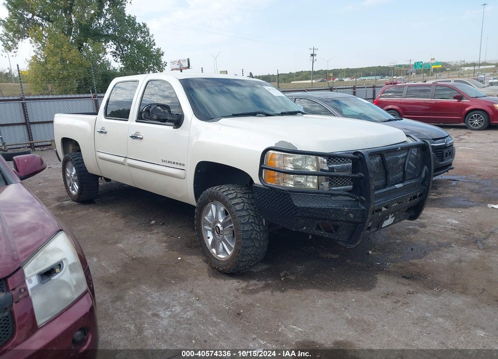 2013 CHEVROLET SILVERADO 1500 LT VIN: 3GCPKSE76DG308141