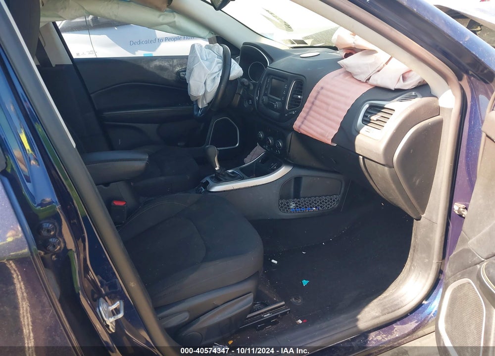 2018 JEEP COMPASS SPORT FWD VIN: 3C4NJCAB5JT133653