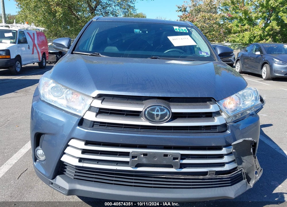 2019 TOYOTA HIGHLANDER XLE VIN: 5TDJZRFH6KS970267