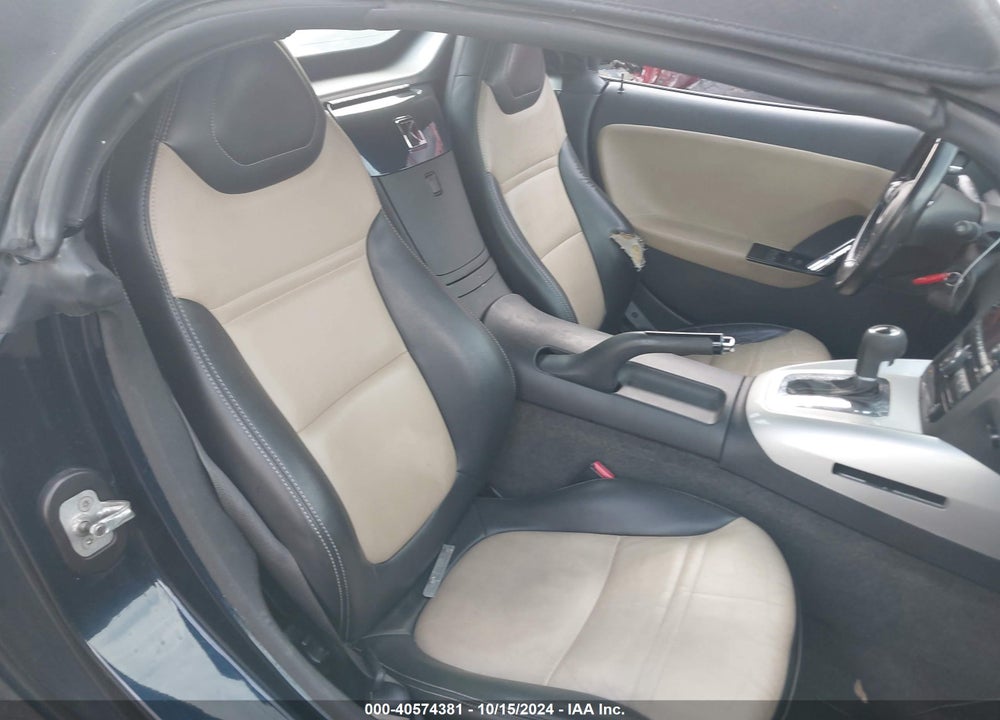 2008 SATURN SKY VIN: 1G8MB35B38Y100088