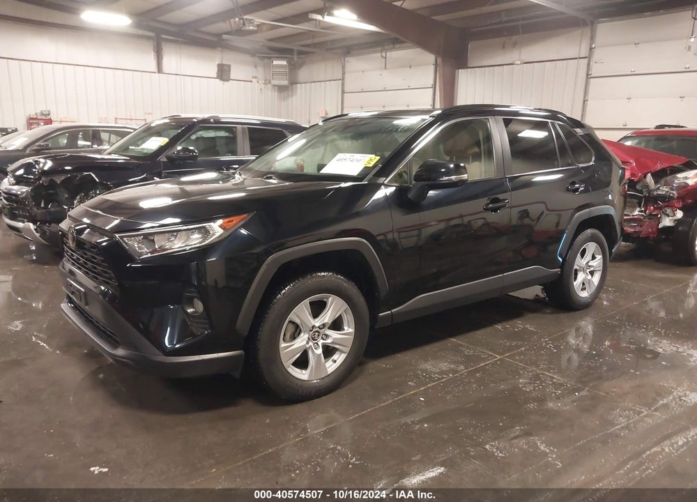 2019 TOYOTA RAV4 XLE VIN: JTMP1RFV5KD028777