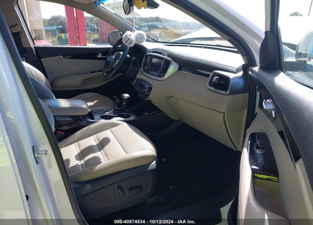 2019 KIA SORENTO 3.3L EX VIN: 5XYPH4A53KG523664