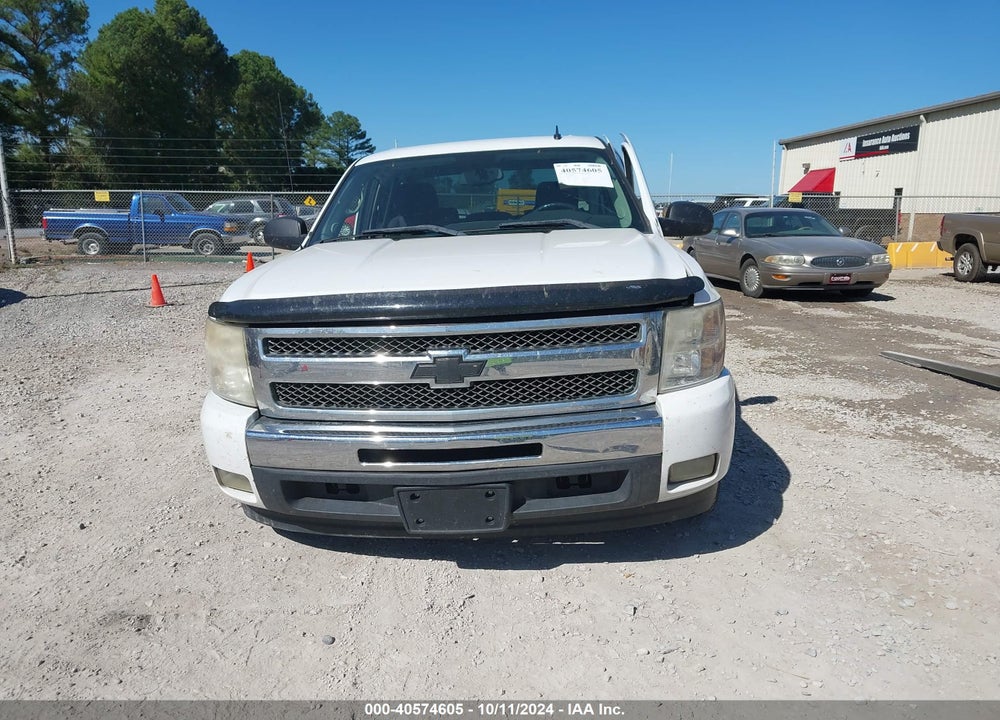 2011 CHEVROLET SILVERADO 1500 LT VIN: 3GCPCSE05BG347946
