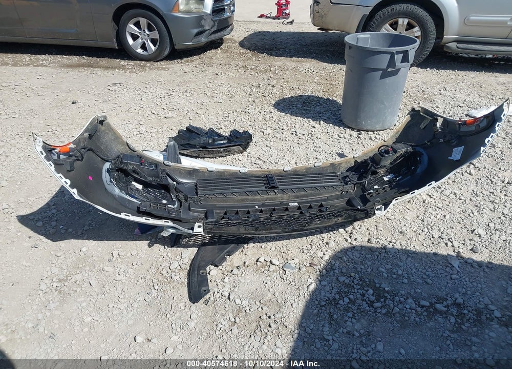 2024 CHRYSLER PACIFICA TOURING L VIN: 2C4RC1BG7RR120072