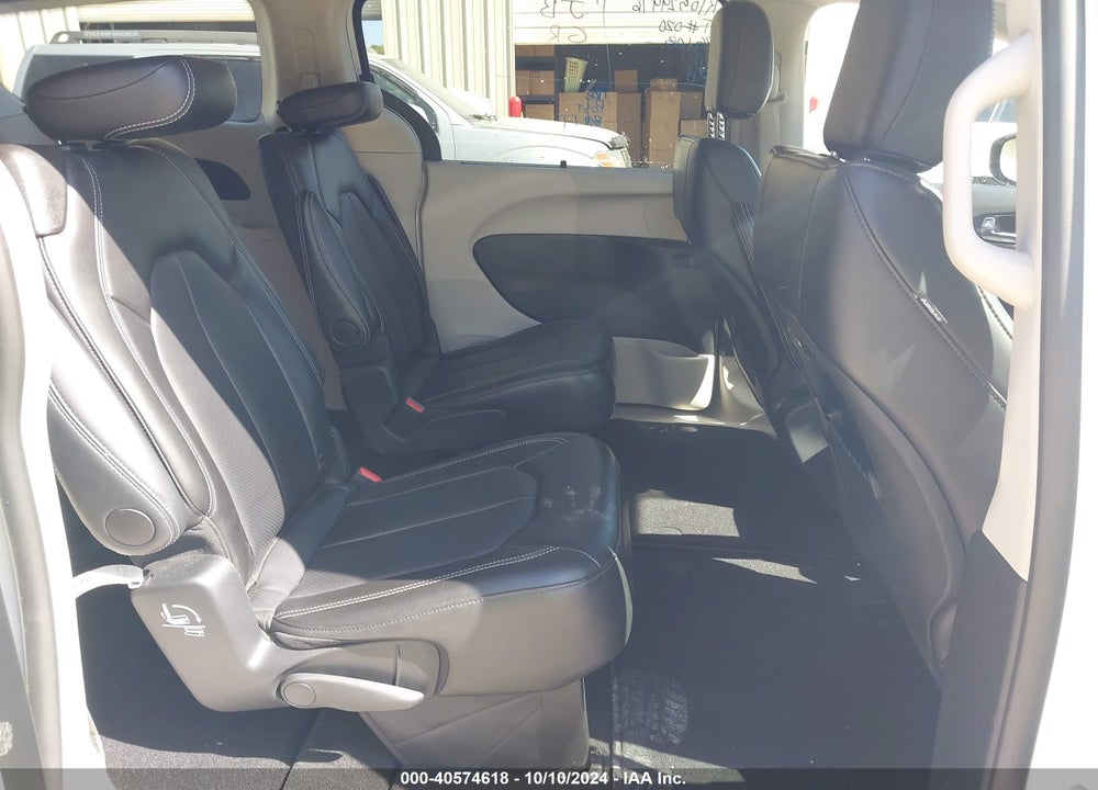 2024 CHRYSLER PACIFICA TOURING L VIN: 2C4RC1BG7RR120072