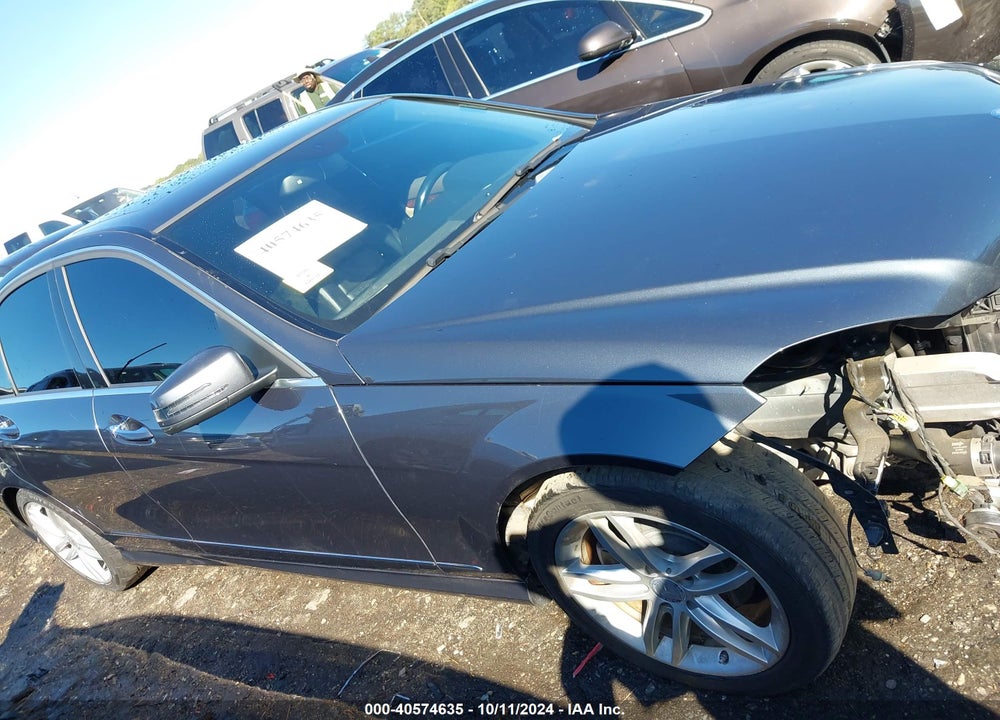 2014 MERCEDES-BENZ C 250 VIN: WDDGF4HB2EA955402