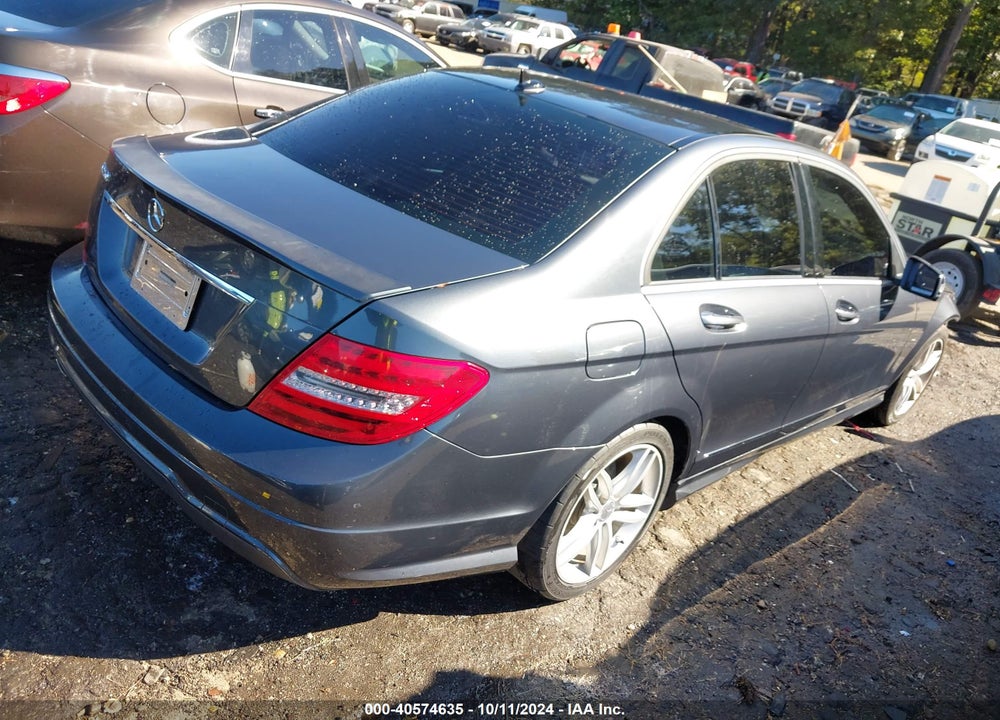 2014 MERCEDES-BENZ C 250 VIN: WDDGF4HB2EA955402