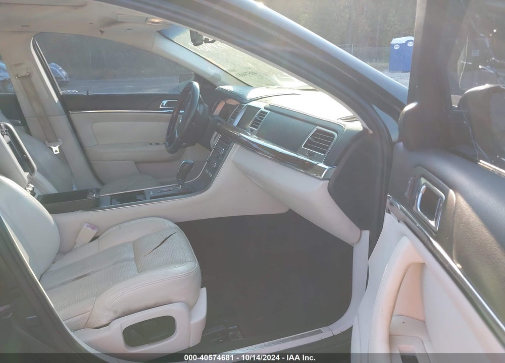 2009 LINCOLN MKS VIN: 1LNHM94R89G613214
