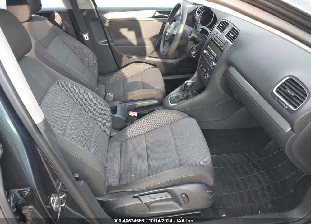 2011 VOLKSWAGEN GOLF 2.5L 4-DOOR VIN: WVWDB7AJ7BW196546