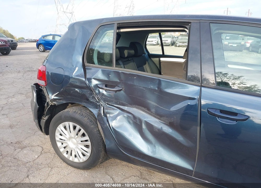 2011 VOLKSWAGEN GOLF 2.5L 4-DOOR VIN: WVWDB7AJ7BW196546