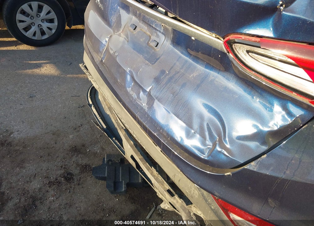 2019 HYUNDAI SANTA FE SE VIN: 5NMS23AD0KH086189