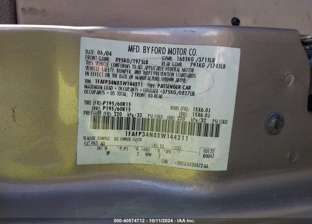 2005 FORD FOCUS ZX4 VIN: 1FAFP34N85W144211