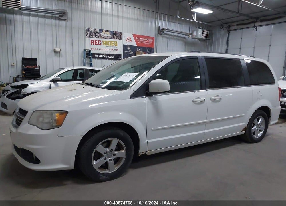 2011 DODGE GRAND CARAVAN CREW VIN: 2D4RN5DG8BR661266