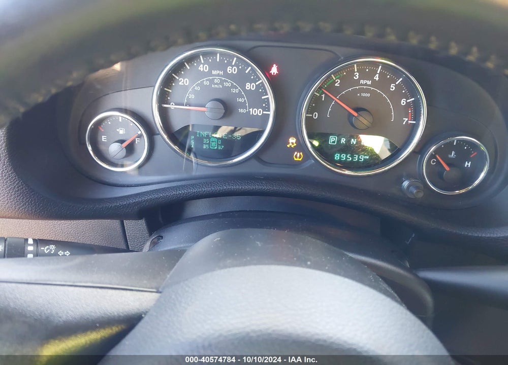 2017 JEEP WRANGLER UNLIMITED SPORT VIN: 1C4BJWDG0HL725432