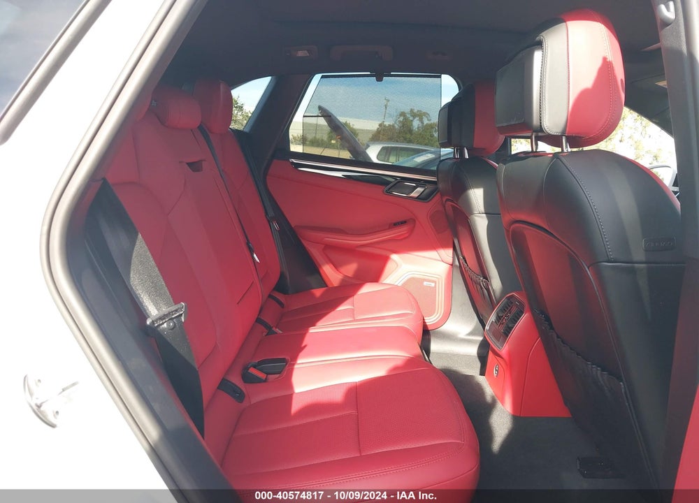 2021 PORSCHE MACAN VIN: WP1AA2A55MLB16420