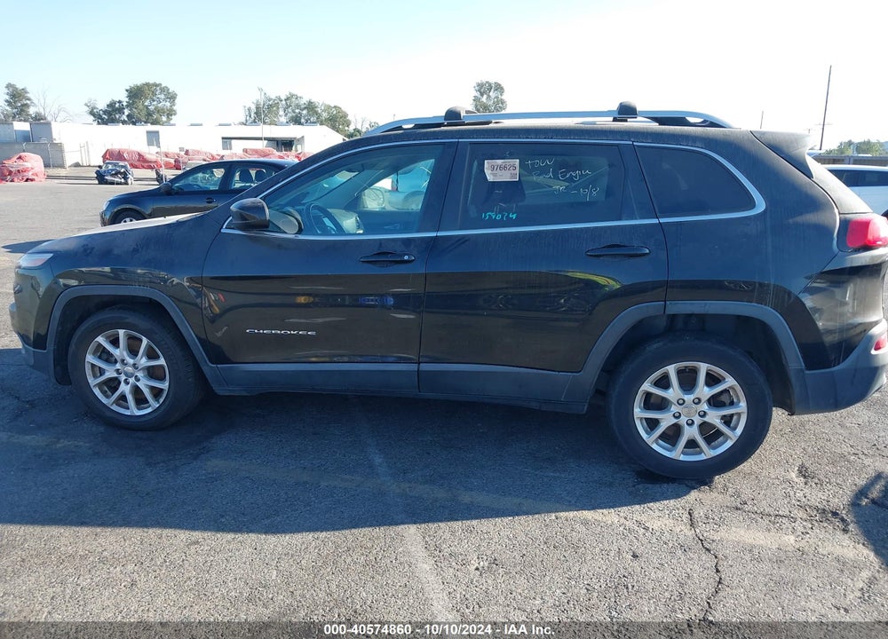 2015 JEEP CHEROKEE LATITUDE VIN: 1C4PJLCS2FW628092