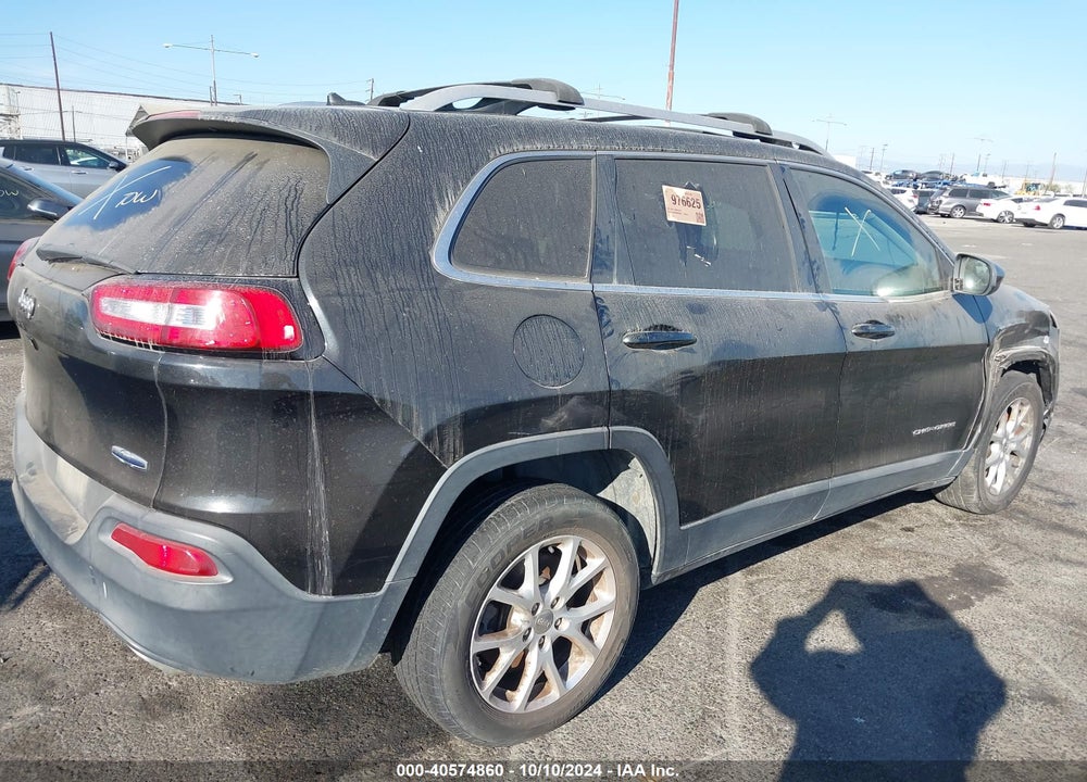 2015 JEEP CHEROKEE LATITUDE VIN: 1C4PJLCS2FW628092