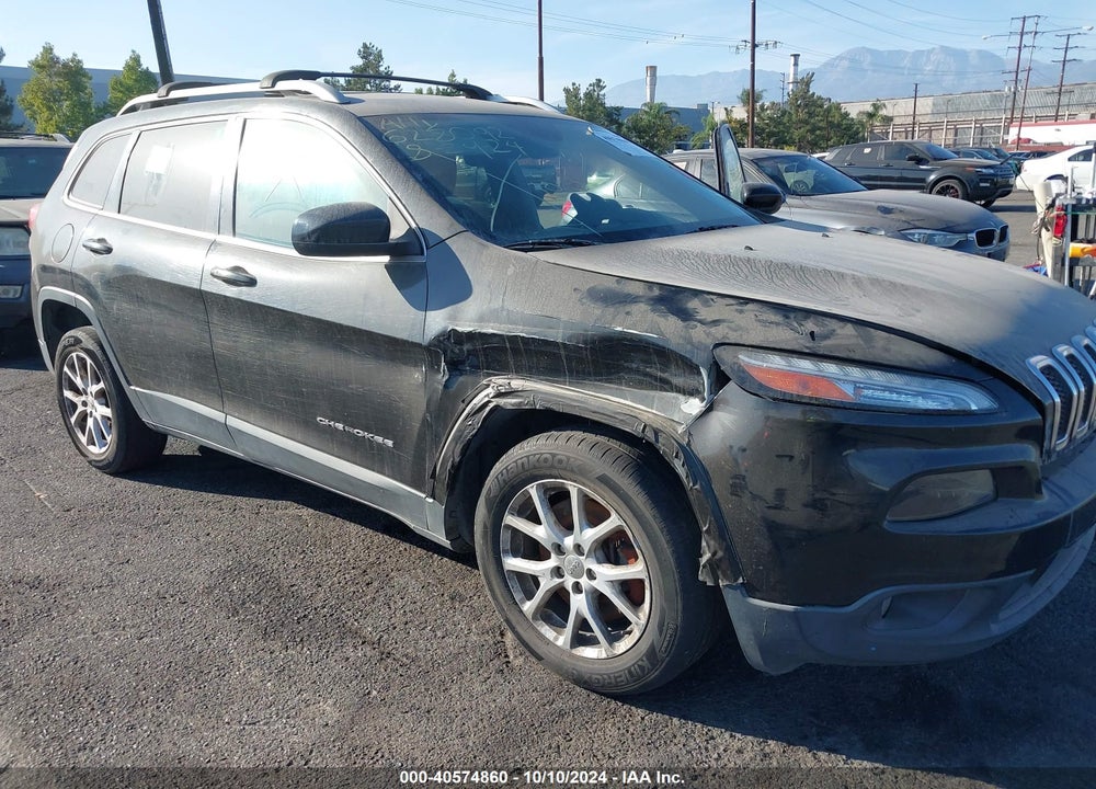 2015 JEEP CHEROKEE LATITUDE VIN: 1C4PJLCS2FW628092