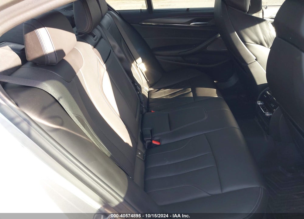 2018 BMW M5 VIN: WBSJF0C55JB283732
