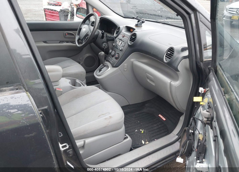 2008 KIA RONDO LX V6 VIN: KNAFG526287167867