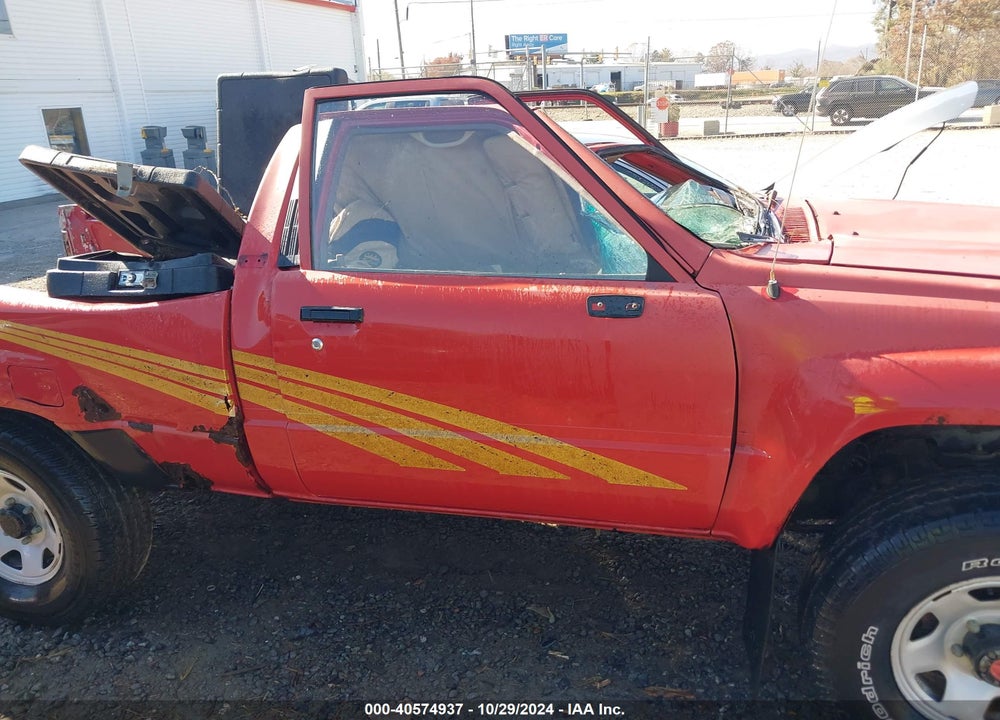 1986 TOYOTA PICKUP RN63 STD VIN: JT4RN63R0G0087771